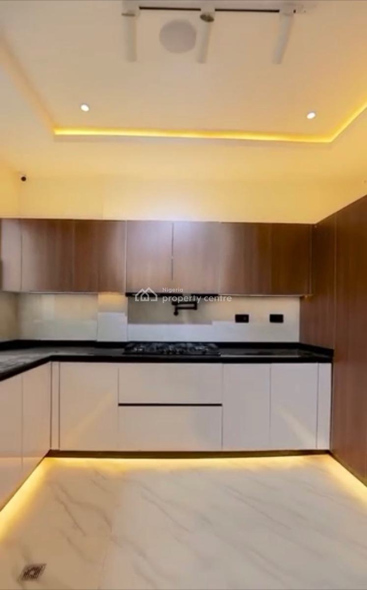 Luxury 3bedroom En-suite Flat +fitted Kitchen, Jahi, Abuja, Block of Flats for Sale