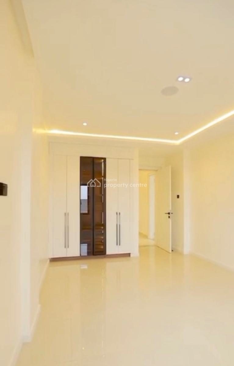 Luxury 3bedroom En-suite Flat +fitted Kitchen, Jahi, Abuja, Block of Flats for Sale