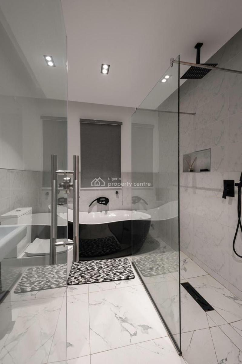 Beautiful 2 Bedroom with Swimming Pool and Ps5, Ezra Court, Ebu Olu Adegboruwa Lane Off Freedom Way, Lekki Phase 1, Lekki, Lagos, Flat / Apartment Short Let