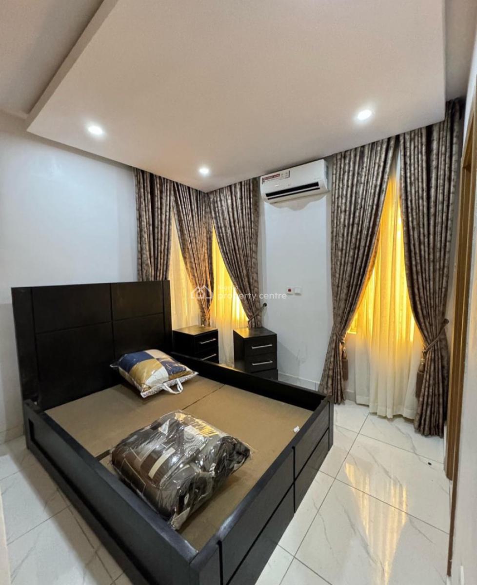Homely Built 3 Bedroom Apartment, Gbagada, Lagos, Block of Flats for Sale
