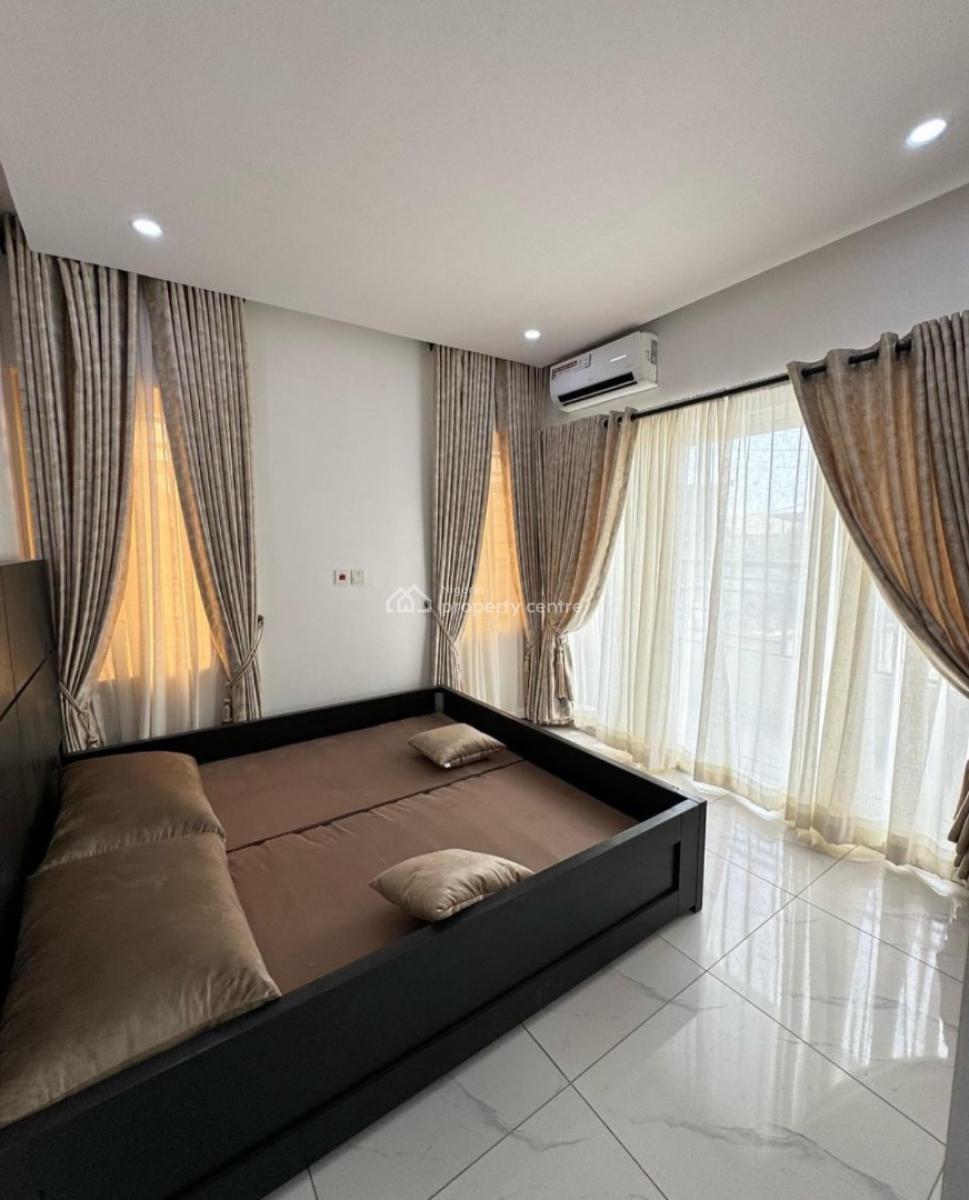 Homely Built 3 Bedroom Apartment, Gbagada, Lagos, Block of Flats for Sale