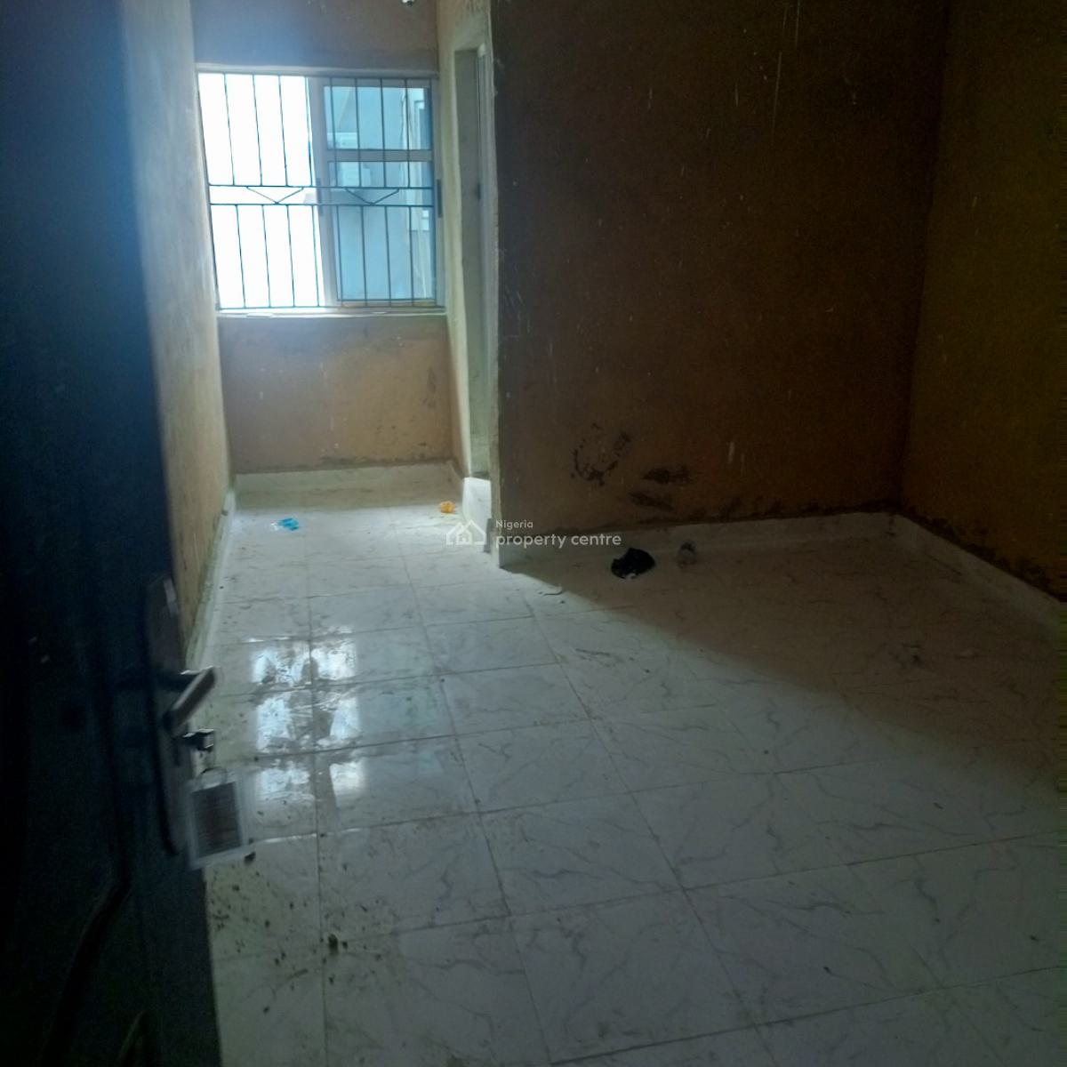 Newly Built 2bedroom Flat Upstairs on Surulere, Off Kilo Bus Stop Surulere Lagos, Kilo, Surulere, Lagos, Flat / Apartment for Rent