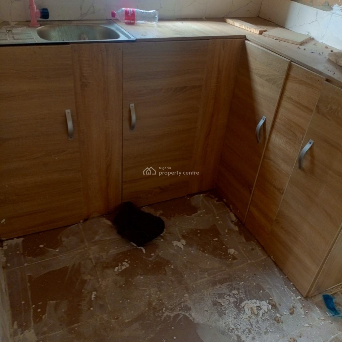 Newly Built 2bedroom Flat Upstairs on Surulere, Off Kilo Bus Stop Surulere Lagos, Kilo, Surulere, Lagos, Flat / Apartment for Rent