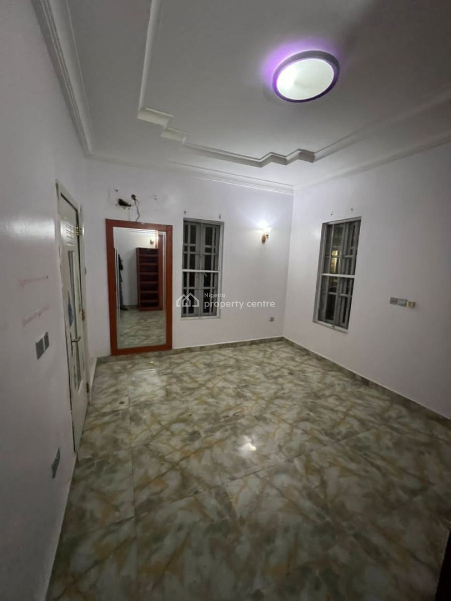 2 Bedroom Flat with Nice Kitchen, Clean Water, 22-24hours Power Pow, Chevyview Estate, Chevron, Lekki, Lagos, Flat / Apartment for Rent