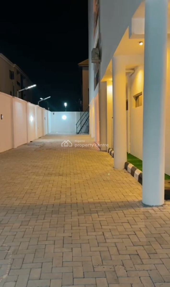 Newly Built 20 Rooms Hotel., Mabushi, Abuja, Hotel / Guest House for Sale