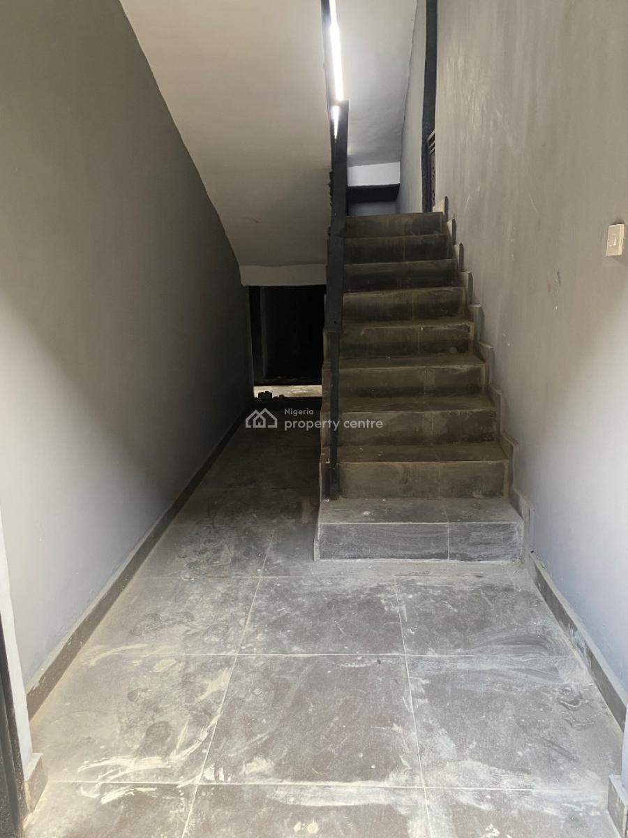 One Bedroom Flat, 6 Sadiku Street, Papa Ajao, Mushin, Lagos, Mini Flat (room and Parlour) for Rent