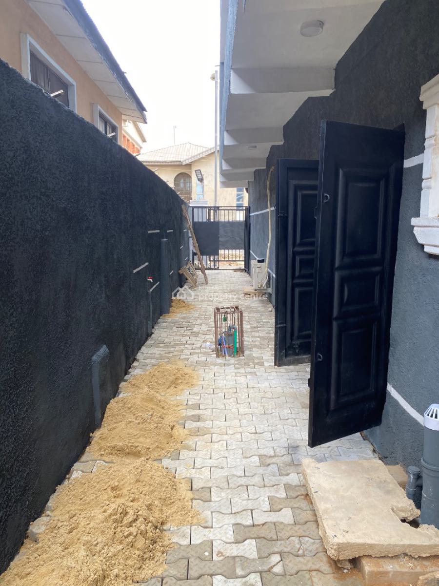 One Bedroom Flat, 6 Sadiku Street, Papa Ajao, Mushin, Lagos, Mini Flat (room and Parlour) for Rent