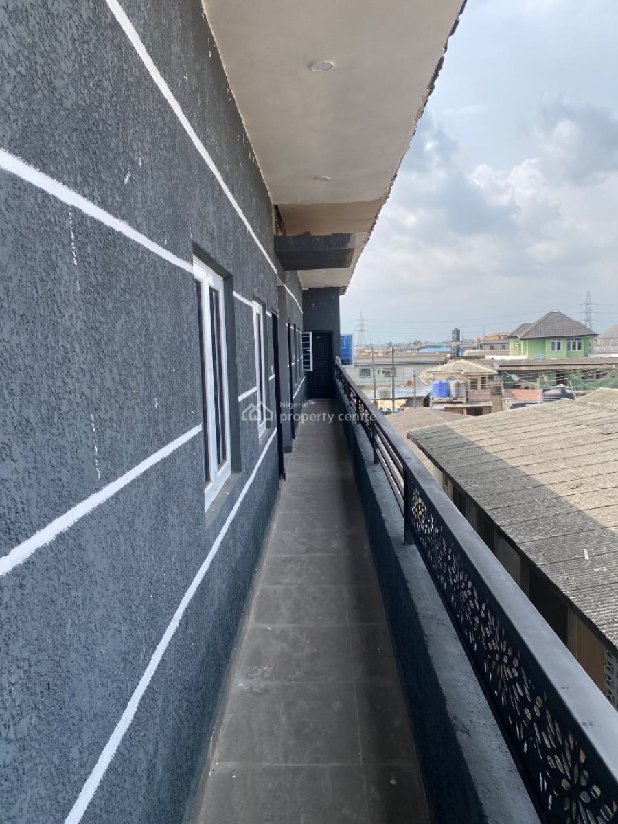 One Bedroom Flat, 6 Sadiku Street, Papa Ajao, Mushin, Lagos, Mini Flat (room and Parlour) for Rent