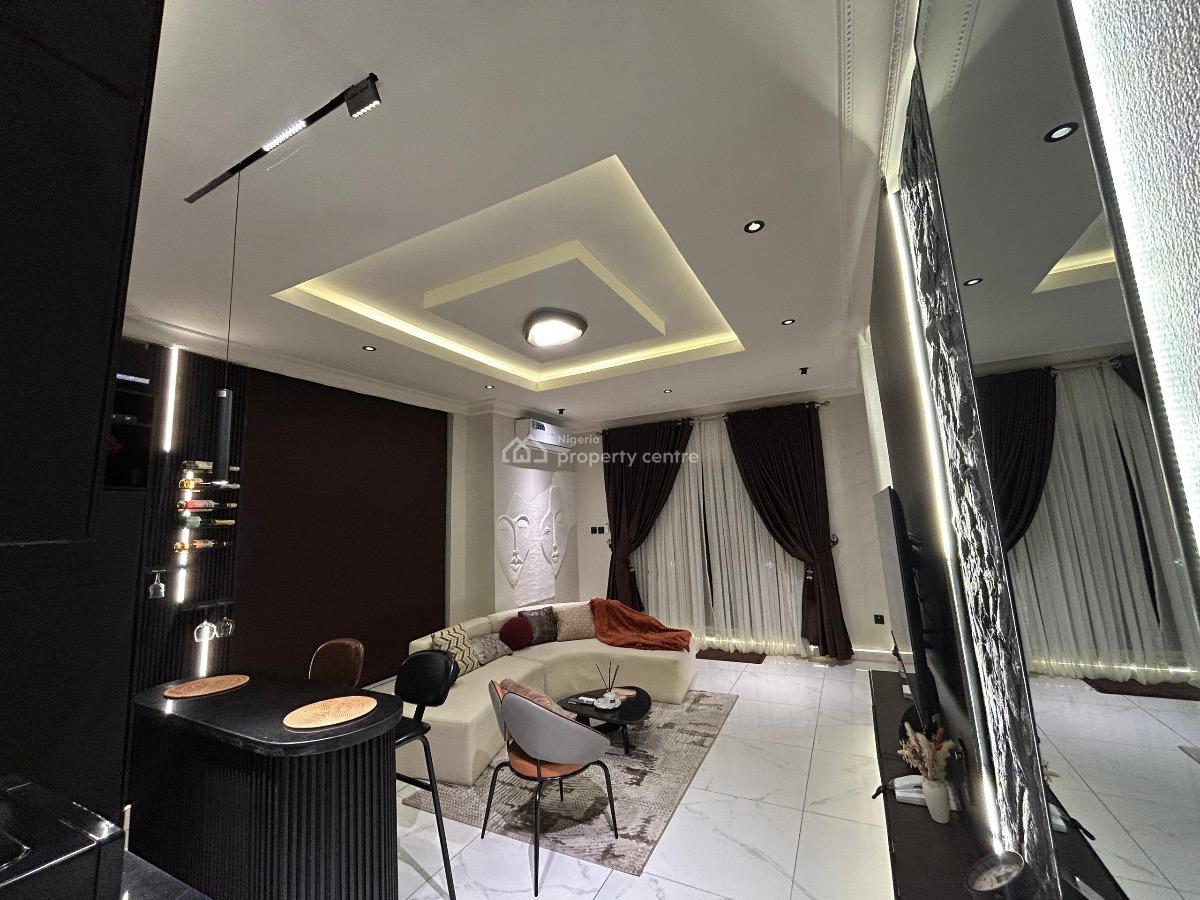 Luxury One Bedroom Apartment with Gym, Pool, Elevator and Rooftop Loun, Phase 1, Lekki, Lagos, Mini Flat (room and Parlour) Short Let
