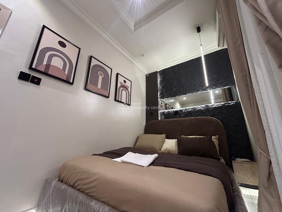 Luxury One Bedroom Apartment with Gym, Pool, Elevator and Rooftop Loun, Phase 1, Lekki, Lagos, Mini Flat (room and Parlour) Short Let