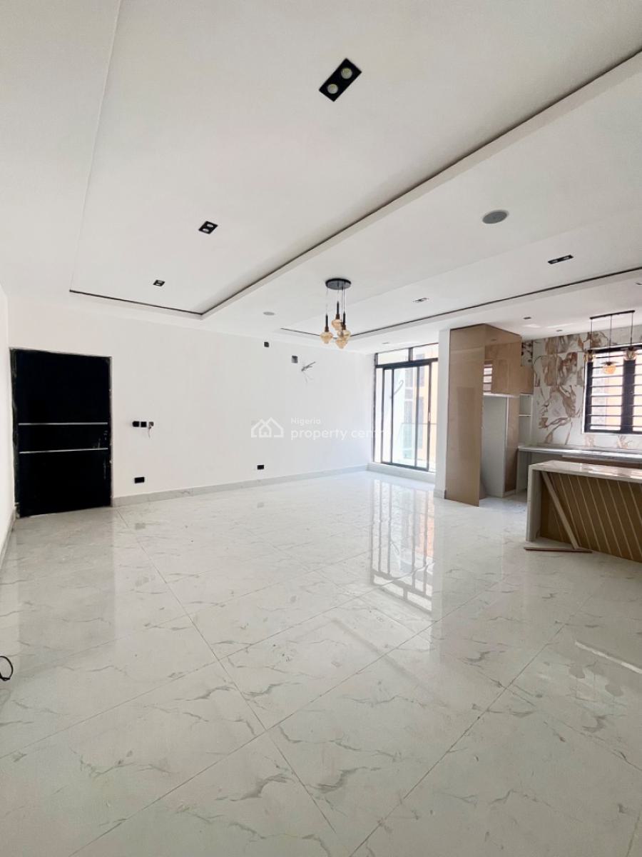 Beautiful 2 Bed Apartment with Gym, Lekki Phase 1, Lekki, Lagos, Flat / Apartment for Sale