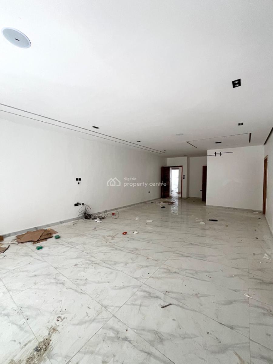 Contemporary 2 Bedroom Apartment with S/pool  & Gym, Lekki Phase 1, Lekki, Lagos, Flat / Apartment for Sale