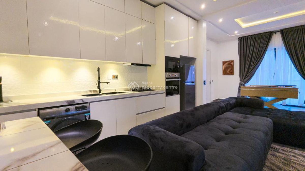 Contemporary 1 Bedroom Apartment, Off Admiralty Road, Lekki Phase 1, Lekki, Lagos, Mini Flat (room and Parlour) Short Let