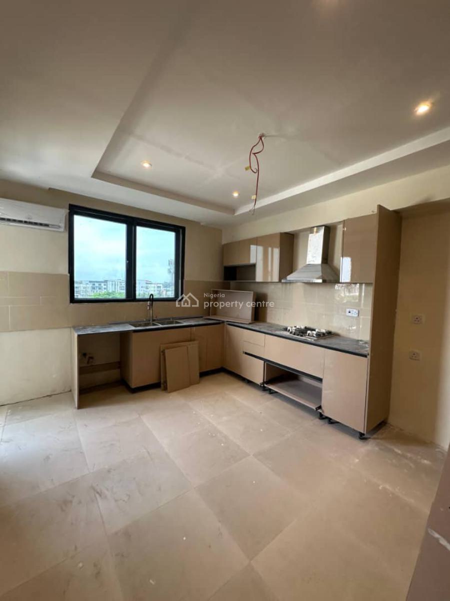 Luxury Fully Serviced 3 Bedroom Flat with a Room Bq, Lekki Phase 1, Lekki, Lagos, Flat / Apartment for Rent