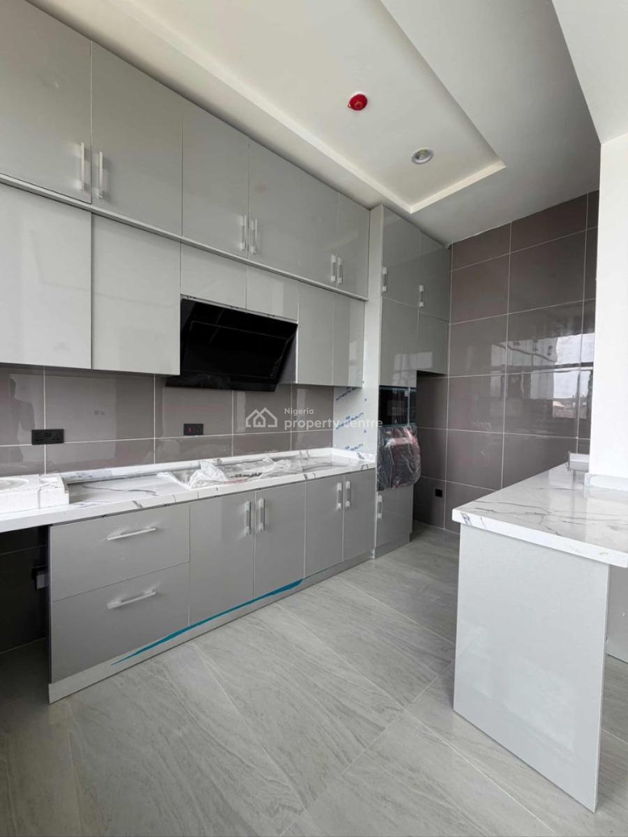 2 Bedroom Apartment, Lekki Phase 1, Lekki, Lagos, Flat / Apartment for Rent