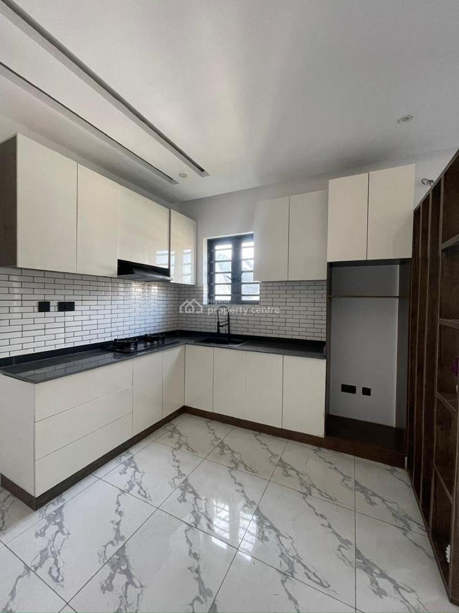 Luxurious Spacious 1 Bedroom Apartment, Orchid, Lekki Phase 2, Lekki, Lagos, Flat / Apartment for Sale