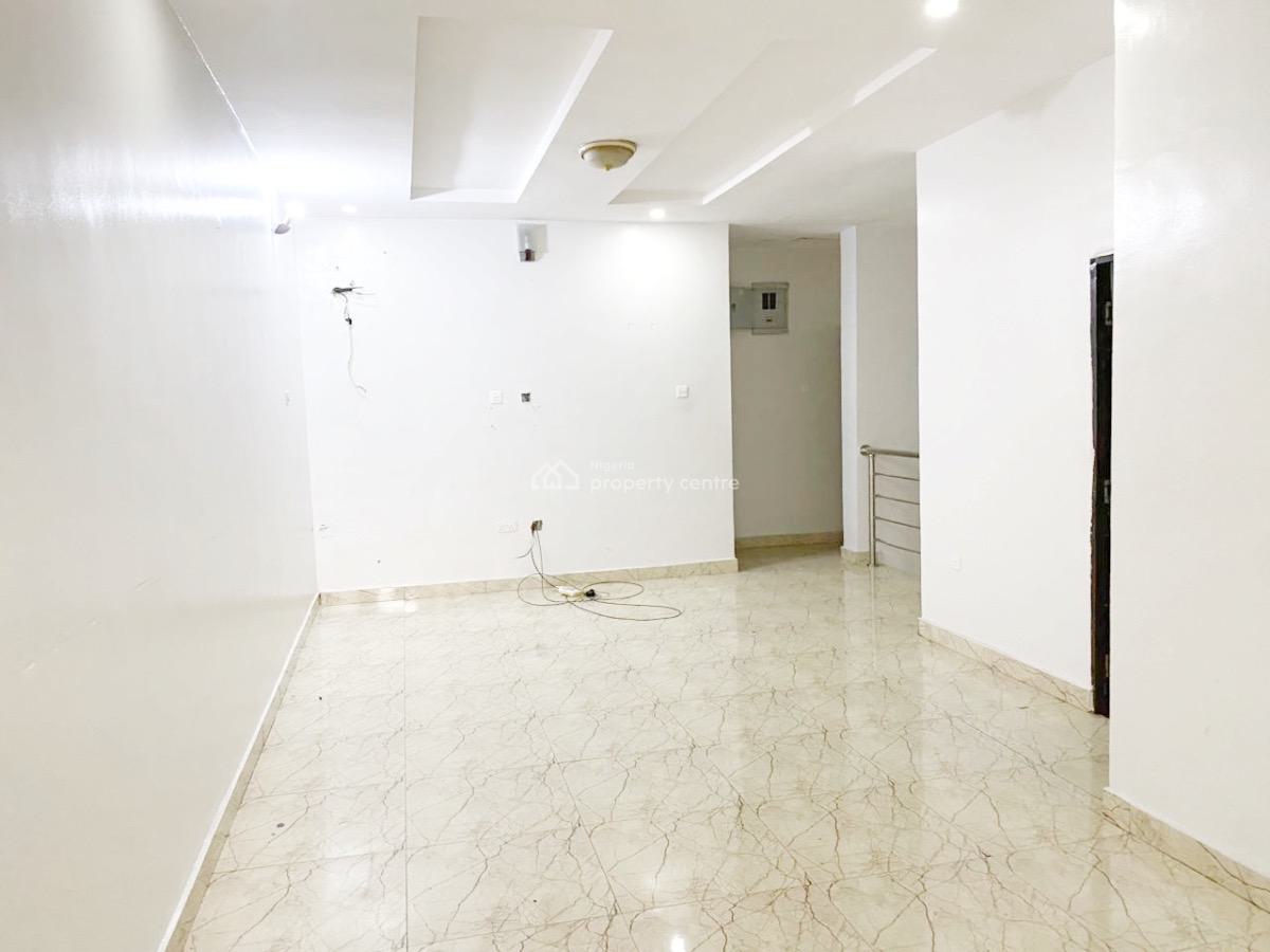 Luxury 4 Bedroom Semi Detached Duplex with Bq, Gra Phase 1, Magodo, Lagos, Semi-detached Duplex for Rent