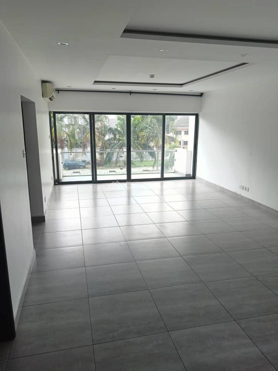 Spacious 3-bedroom Flat with Pool, Gym and Bq, Old Ikoyi, Ikoyi, Lagos, Flat / Apartment for Rent