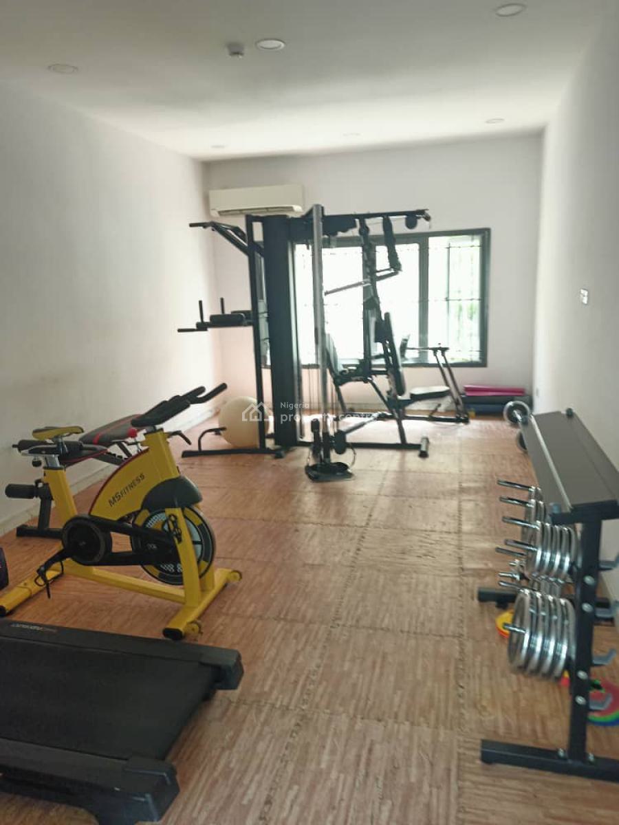 Spacious 3-bedroom Flat with Pool, Gym and Bq, Old Ikoyi, Ikoyi, Lagos, Flat / Apartment for Rent