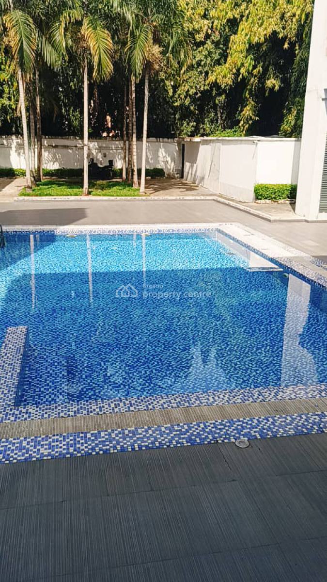 Spacious 3-bedroom Flat with Pool, Gym and Bq, Old Ikoyi, Ikoyi, Lagos, Flat / Apartment for Rent