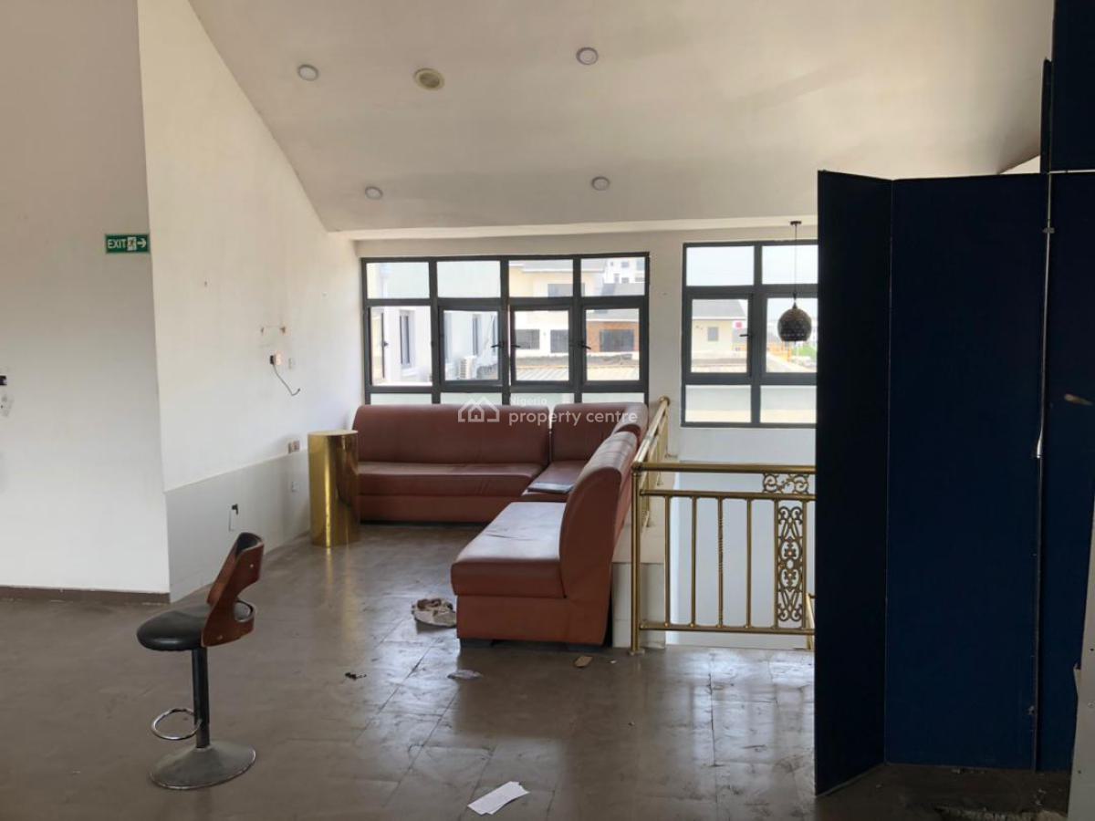 a 4 Storey Commercial Building, Lekki Right, Lekki Phase 1, Lekki, Lagos, Hotel / Guest House for Sale