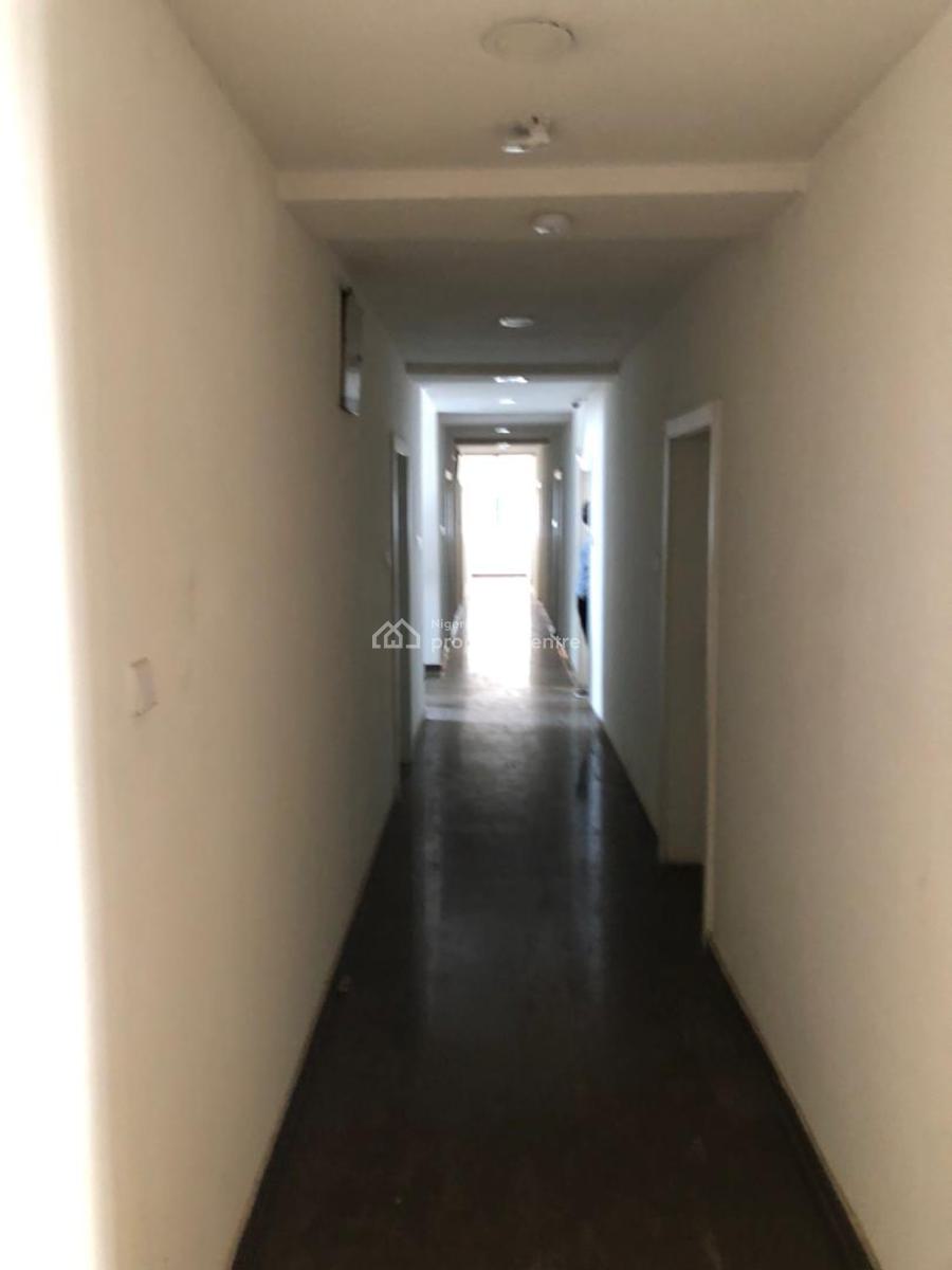 a 4 Storey Commercial Building, Lekki Right, Lekki Phase 1, Lekki, Lagos, Hotel / Guest House for Sale