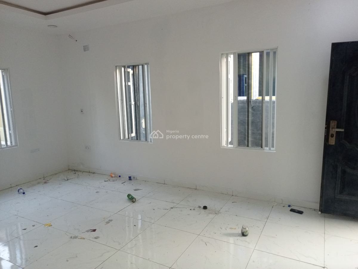 Exquisite 2 Bedroom Apartment - Upstairs in a Call to Access Estate, Ogidan, Sangotedo, Ajah, Lagos, House for Rent