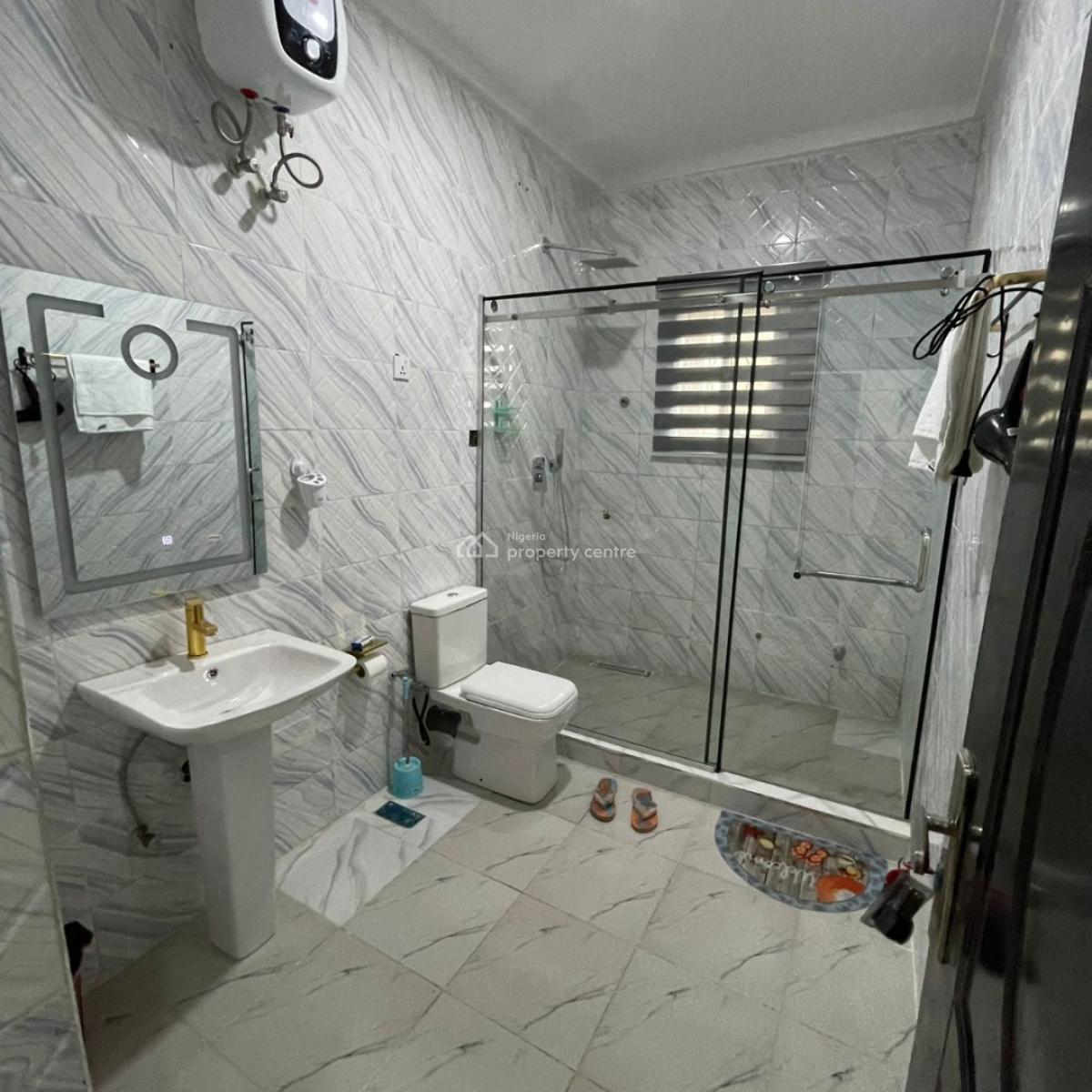 Furnoshed and Standard 2 Bedroom Apartment, Riverpark Estate, Lugbe District, Abuja, Flat / Apartment for Rent