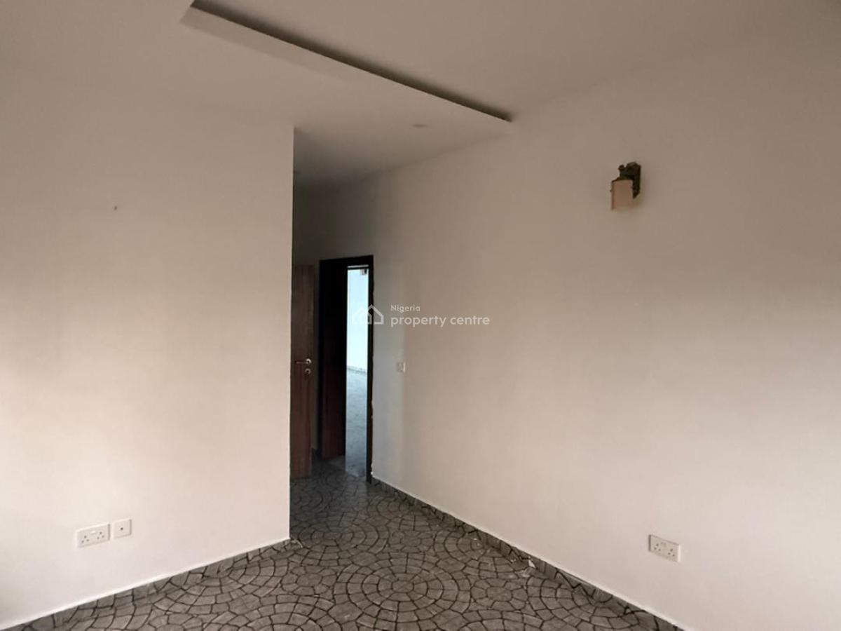 Big Room and Parlour Upstairs, Ogombo, Ajah, Lagos, Mini Flat (room and Parlour) for Rent