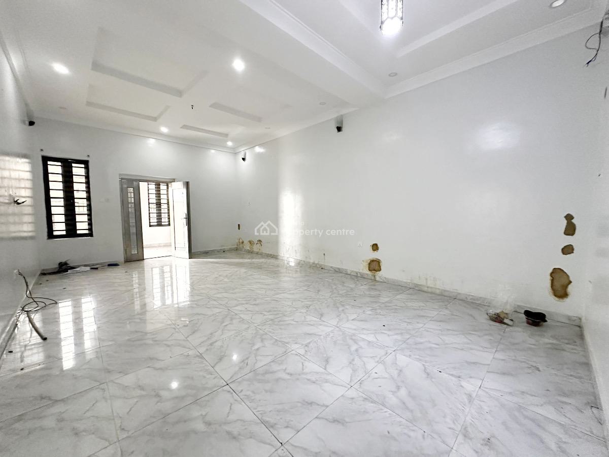 a Well Maintained Spacious 4 Semi Detached Duplex with Bq, Gra Phase 1, Magodo, Lagos, Semi-detached Duplex for Sale