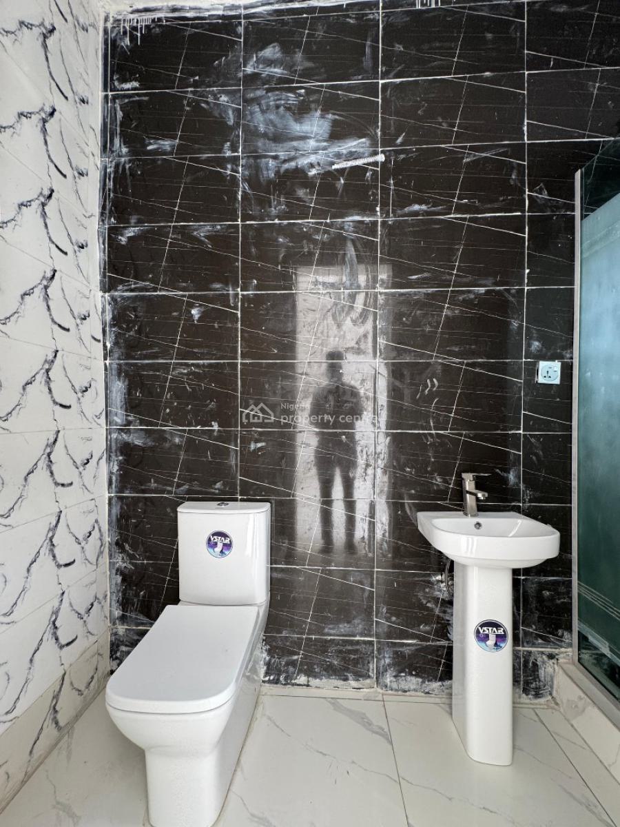 Classy Spacious 3 Bedroom Duplex in a Well Secured Location, Ikota, Lekki, Lagos, Terraced Duplex for Sale