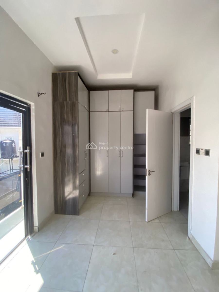 4 Bedrooms Semi Detached Duplex with Bq, Ikota Lekki, Ikota, Lekki, Lagos, Semi-detached Duplex for Rent