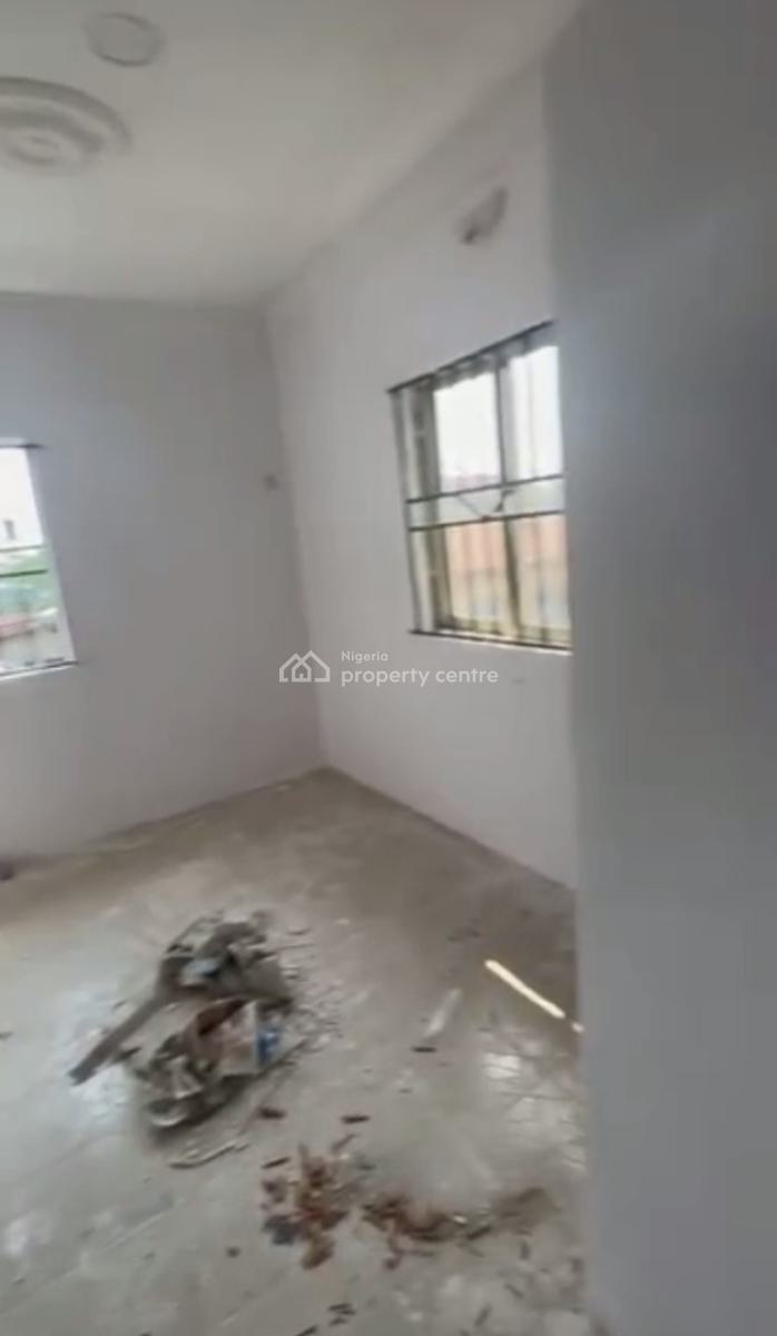 4 Unit of Mini Flat Upstairs, Akoka, Yaba, Lagos, Mini Flat (room and Parlour) for Rent