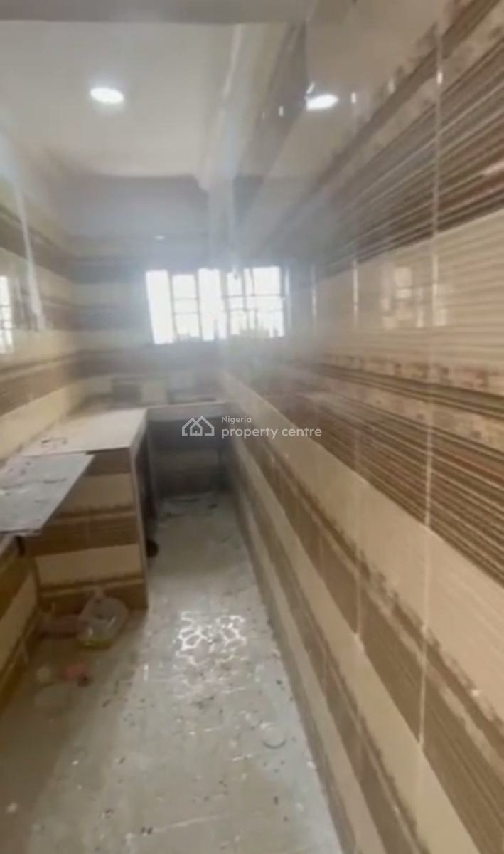 4 Unit of Mini Flat Upstairs, Akoka, Yaba, Lagos, Mini Flat (room and Parlour) for Rent