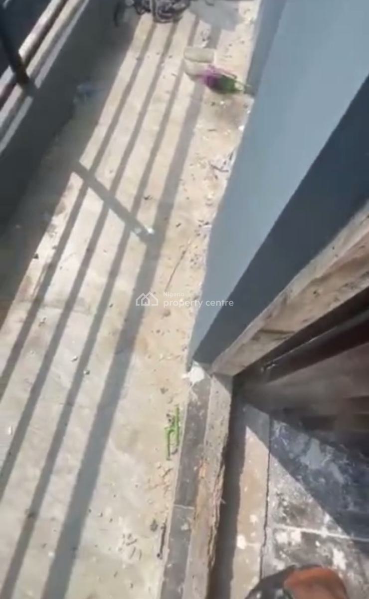 4 Unit of Mini Flat Upstairs, Akoka, Yaba, Lagos, Mini Flat (room and Parlour) for Rent