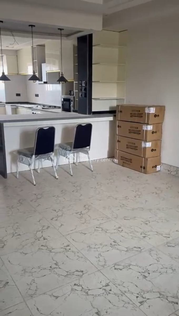 Standard 3 Bedroom Penthouse, Guzape District, Abuja, Flat / Apartment for Sale