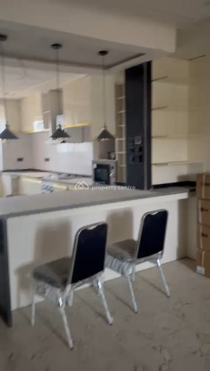 Standard 3 Bedroom Penthouse, Guzape District, Abuja, Flat / Apartment for Sale