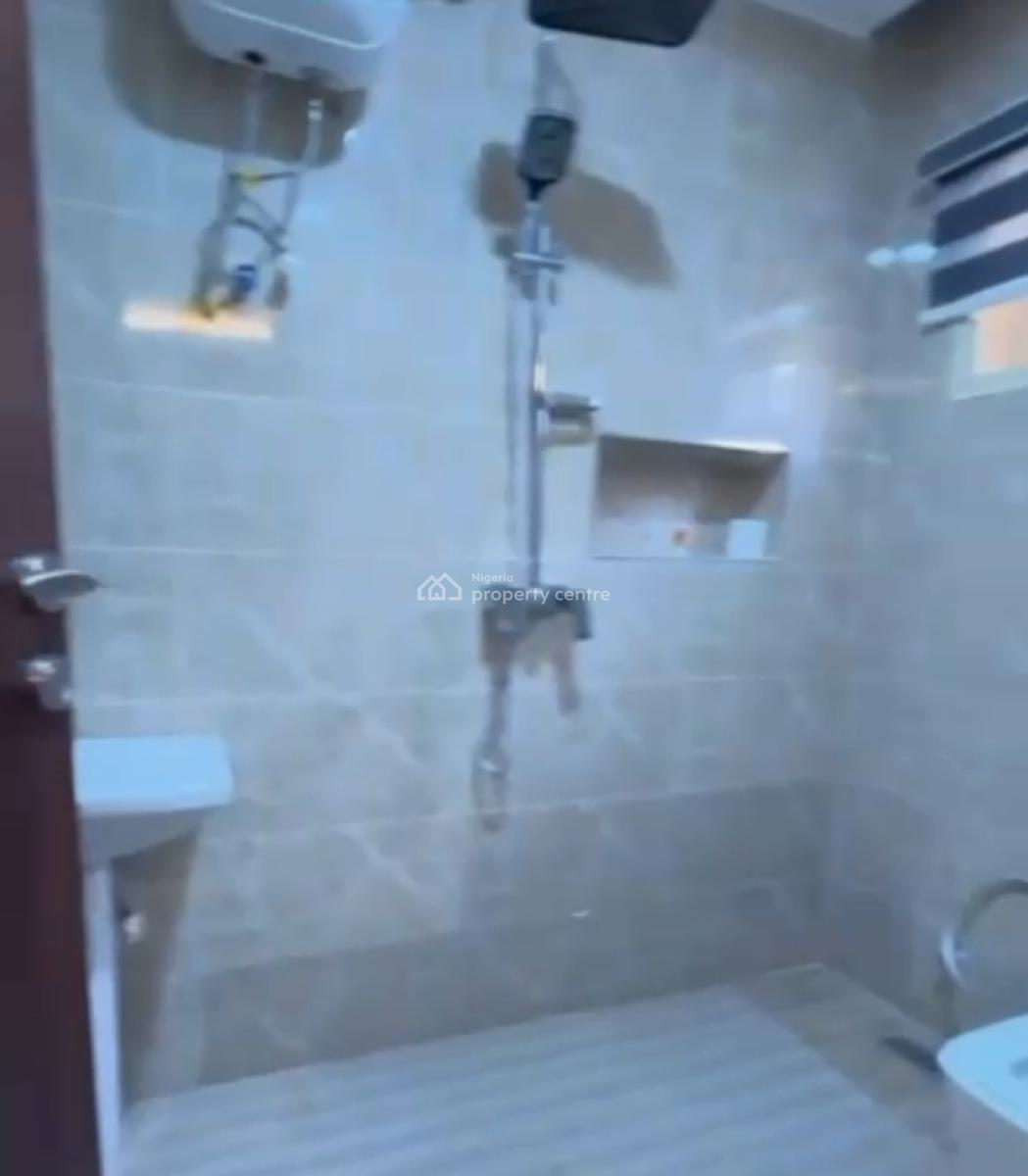 14 Rooms Executive Fully Serviced and Furnished Hotel, Wuse 2, Abuja, Hotel / Guest House for Sale