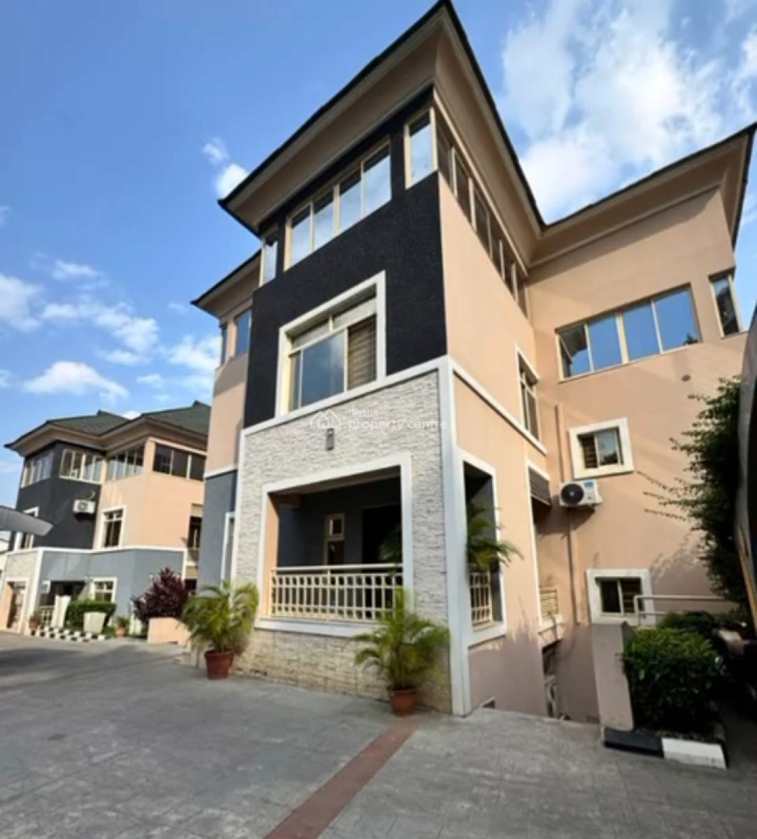 14 Rooms Executive Fully Serviced and Furnished Hotel, Wuse 2, Abuja, Hotel / Guest House for Sale