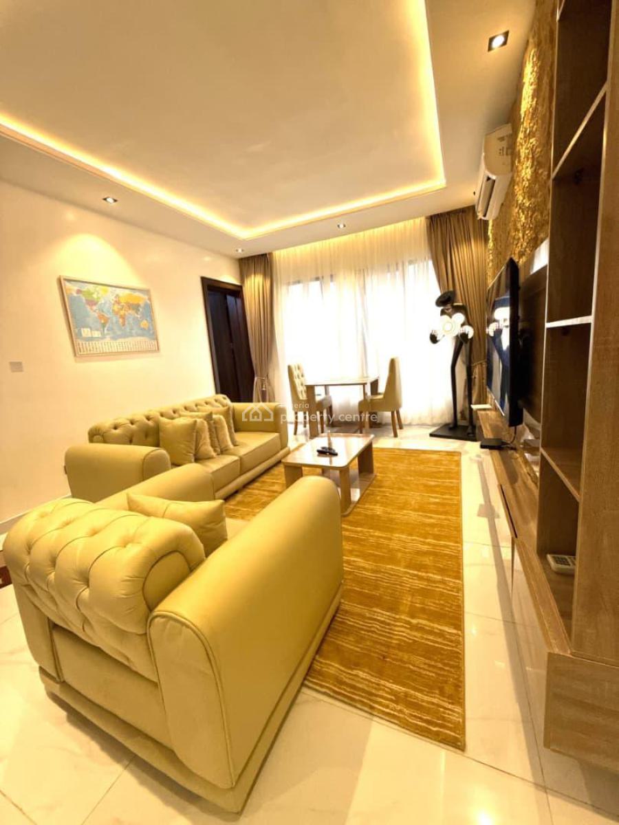2 Bedroom Apartment, Admiralty Way, Lekki Phase 1, Lekki, Lagos, Flat / Apartment Short Let