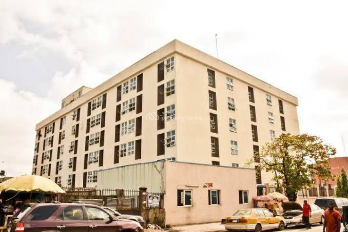 Well Built 165-room Building Presently Used As Hostel, Sabo, Yaba, Lagos, Hotel / Guest House for Sale