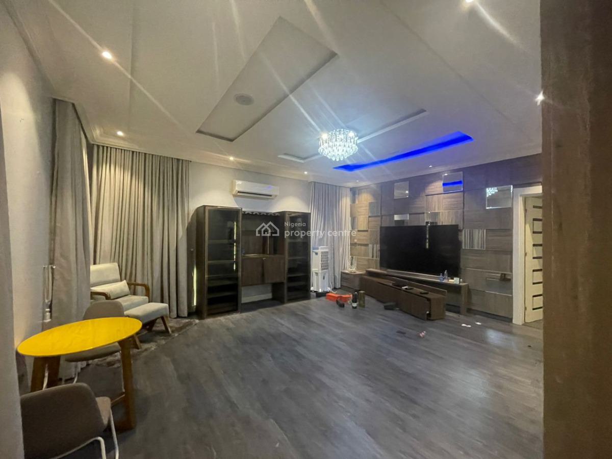 Serviced 2 Bedroom Flat, Guzape District, Abuja, Flat / Apartment for Rent