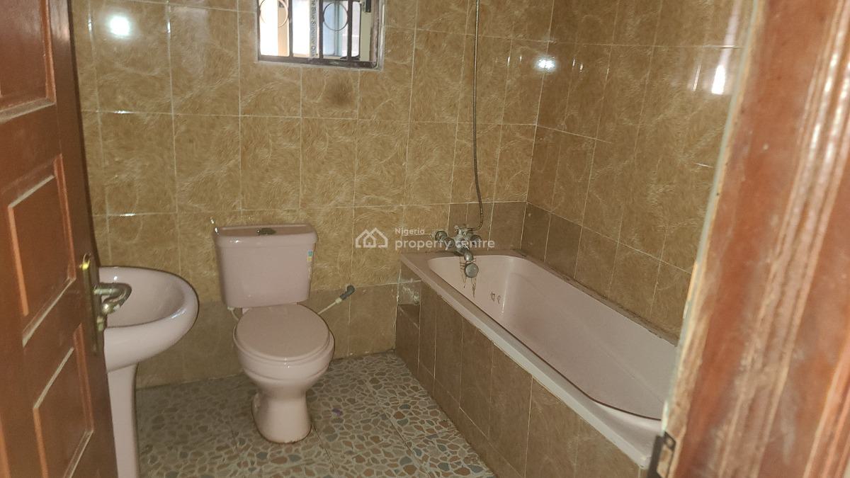 2 Bedroom Flat Ensuite Apartment, Selewu, Igbogbo Area, Ikorodu, Lagos, Flat / Apartment for Rent