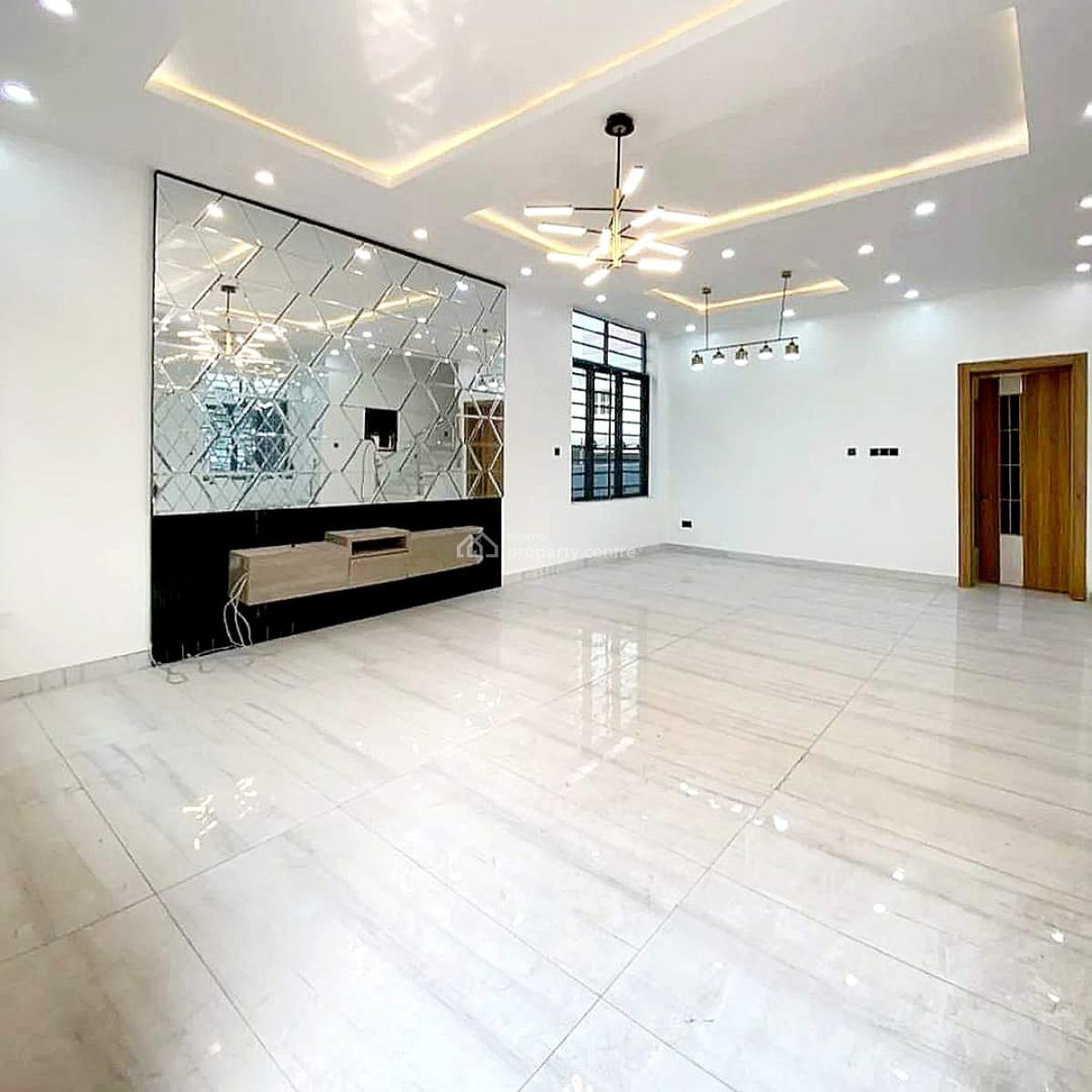 Well Maintained 4 Bedrooms Semi-detached Duplex, Lekki Phase 1, Lekki, Lagos, Semi-detached Duplex for Sale