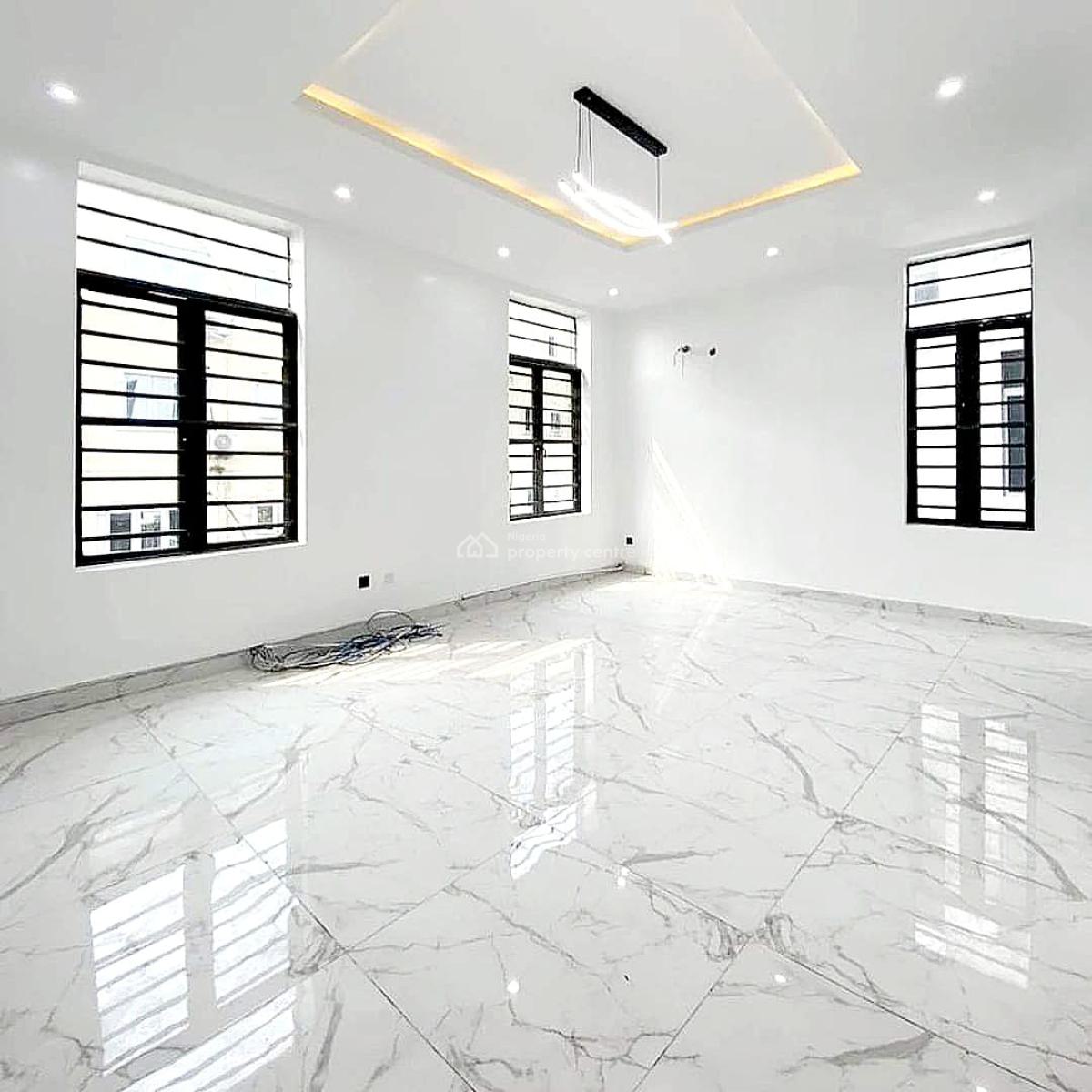 Well Maintained 4 Bedrooms Semi-detached Duplex, Lekki Phase 1, Lekki, Lagos, Semi-detached Duplex for Sale