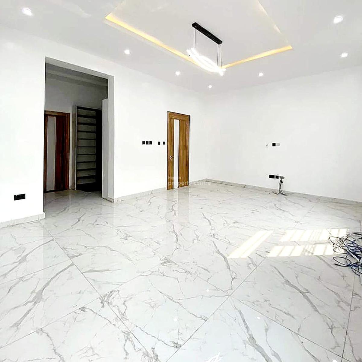 Well Maintained 4 Bedrooms Semi-detached Duplex, Lekki Phase 1, Lekki, Lagos, Semi-detached Duplex for Sale