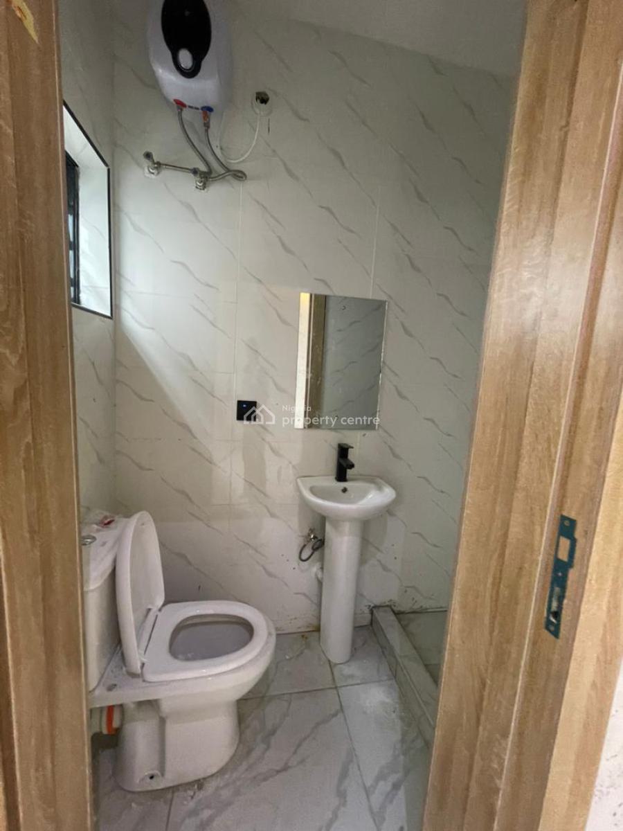 Brand New 4 Bedroom Flat, Peninsula Garden Estate Back of Blenco, Sangotedo, Ajah, Lagos, Flat / Apartment for Rent