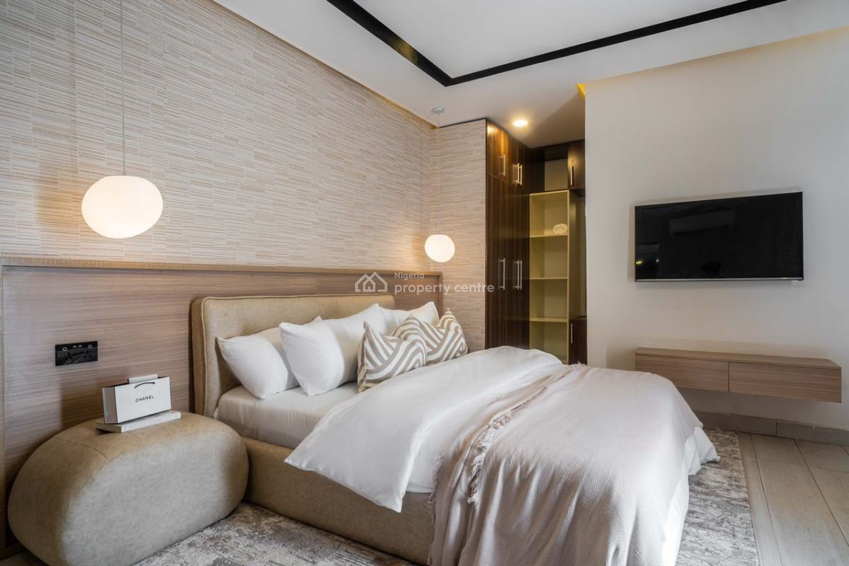Luxurious Fully Furnished 3 Bedroom Apartment, Lekki Phase 1, Lekki, Lagos, Flat / Apartment Short Let
