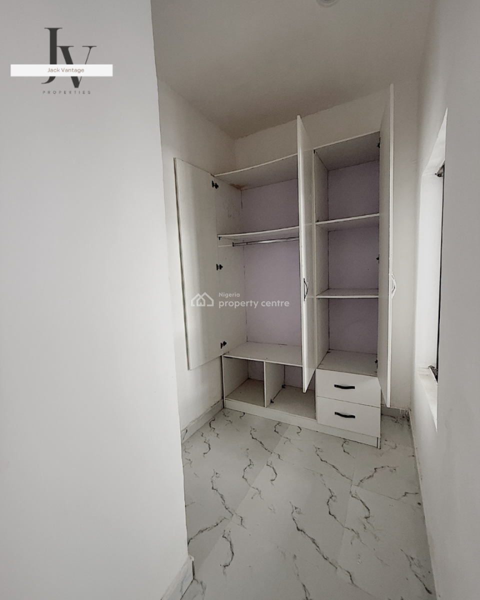 Elegant 2-bedroom Luxury Apartment, Lekki Phase 1, Lekki, Lagos, Flat / Apartment for Sale