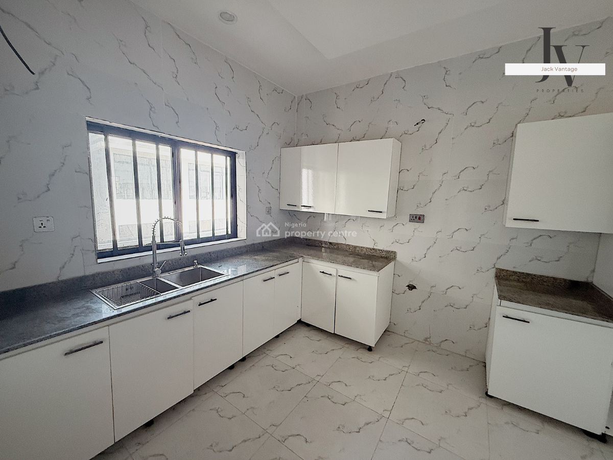 Elegant 2-bedroom Luxury Apartment, Lekki Phase 1, Lekki, Lagos, Flat / Apartment for Sale